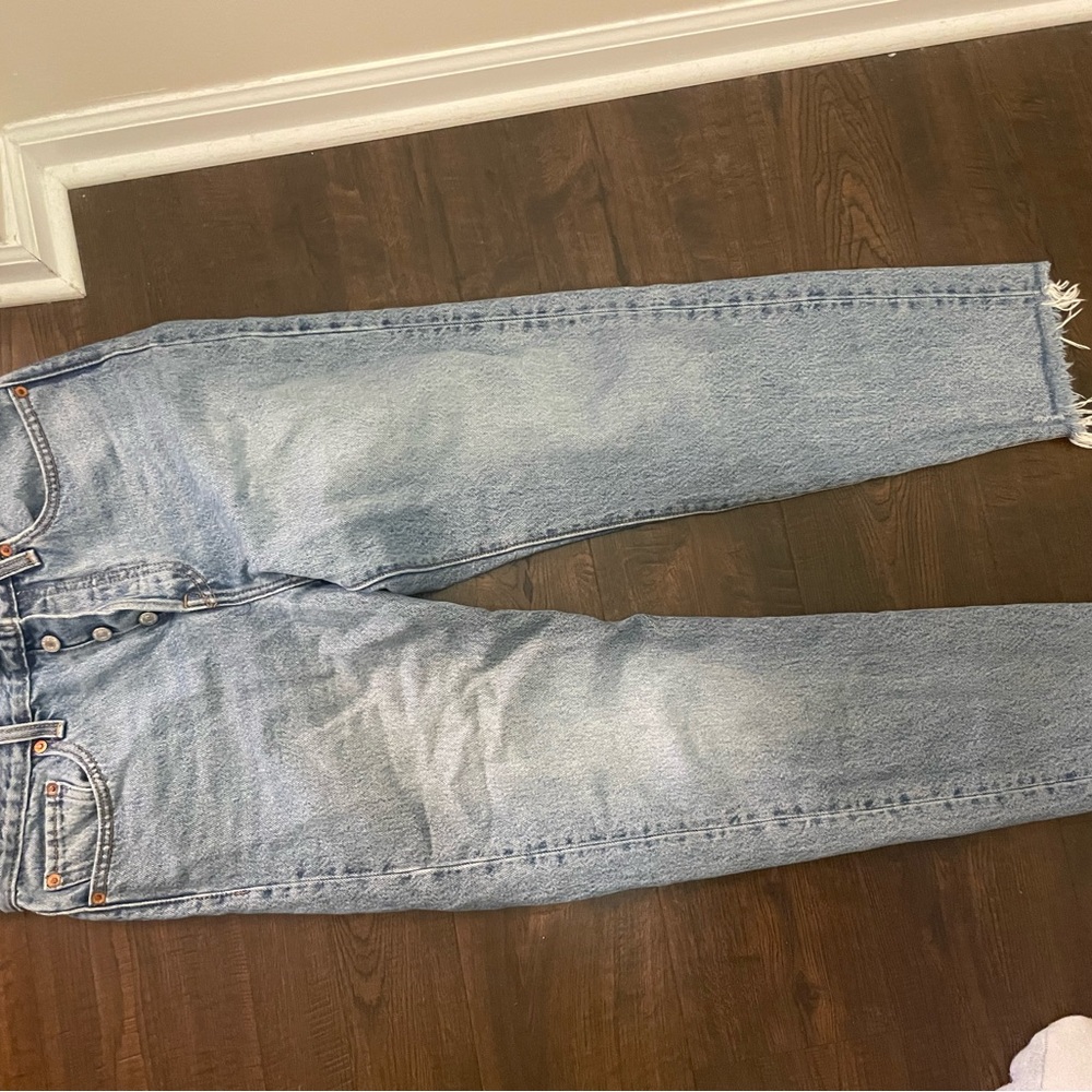 Levi jeans